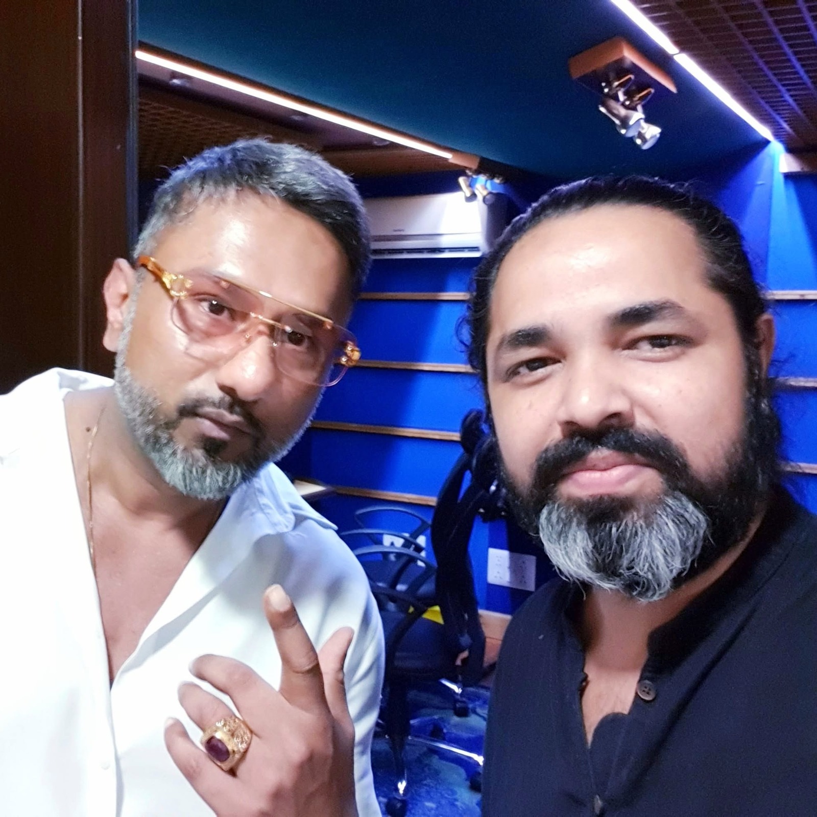 Guest visit at Divine Digital Studio, photograph 6