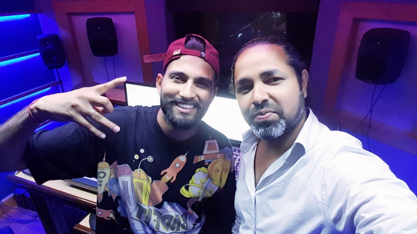 Guest visit at Divine Digital Studio, photograph 16